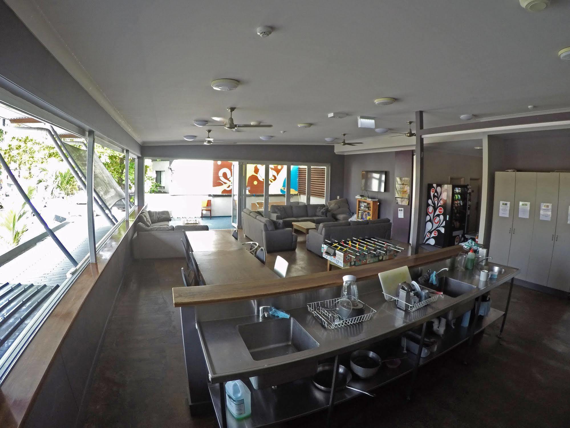 Global Backpackers Port Douglas Exterior foto